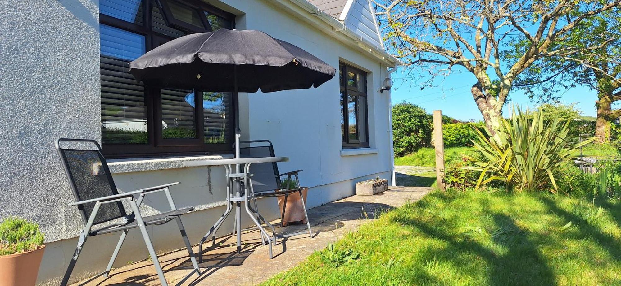 Y Cuddfan Gower Bed and Breakfast Swansea Exteriör bild